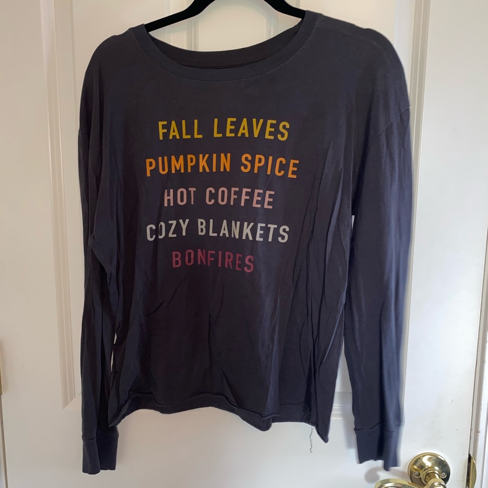 Lightweight long sleeve gray